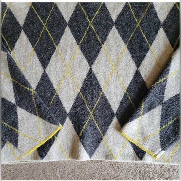 Pringle of Scotland H&M knit set Sweater Medium and skirt Small - Picture 5 of 15